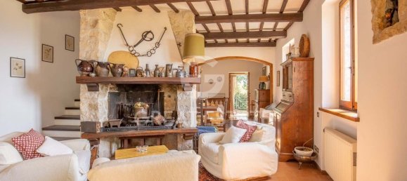 4 bedrooms House in Campello sul Clitunno, Italy No. 291782 22