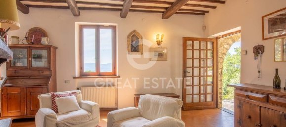 4 bedrooms House in Campello sul Clitunno, Italy No. 291782 24