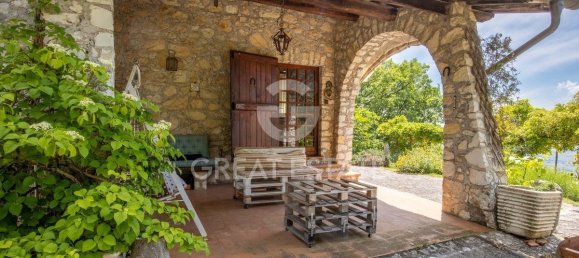 4 bedrooms House in Campello sul Clitunno, Italy No. 291782 8