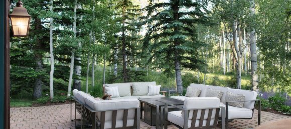 5 bedrooms Commercial property in Avon, USA No. 25 28