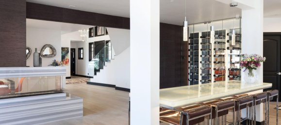 5 bedrooms Commercial property in Avon, USA No. 25 11