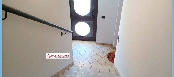Apartamento de 2 dormitorios en Cuneo, Italy No. 347035 37