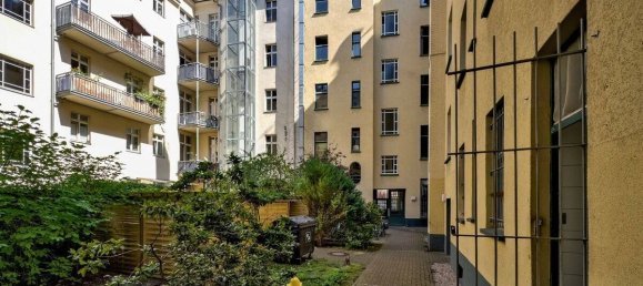 2 rooms Apartment in Friedrichshain, Germany No. 64093 14