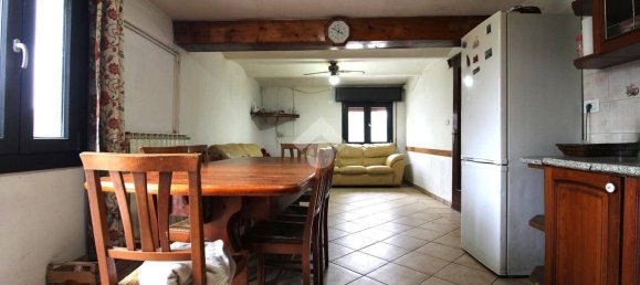 4 bedrooms House in Mirandola, Italy No. 157580 19