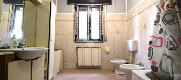 4 bedrooms House in Mirandola, Italy No. 157580 26