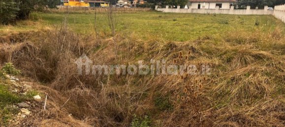 Земельный участок 1645м² в Скуркола Марсикана, Италия № 343556 14