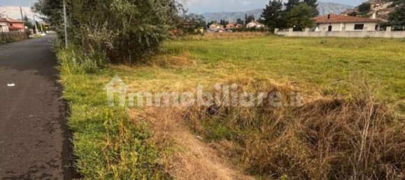 Земельный участок 1645м² в Скуркола Марсикана, Италия № 343556 11