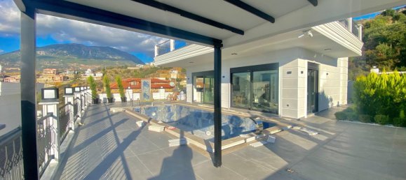 Villa 4+1 in Kargicak, Turkey No. 17771 7