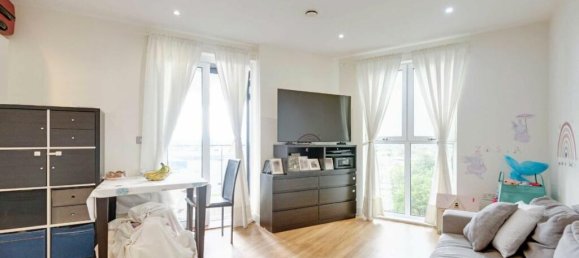 1 bedroom Apartment in Ealing, United Kingdom No. 5827 2