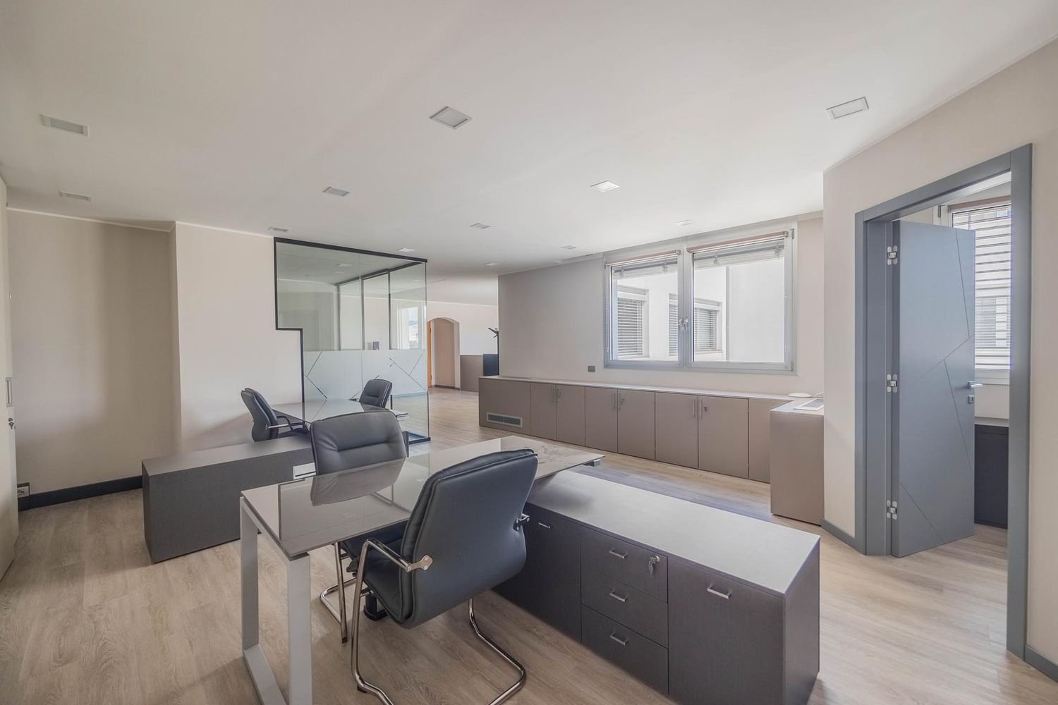 130m² Office in Trentino-Alto Adige, Italy No. 282446