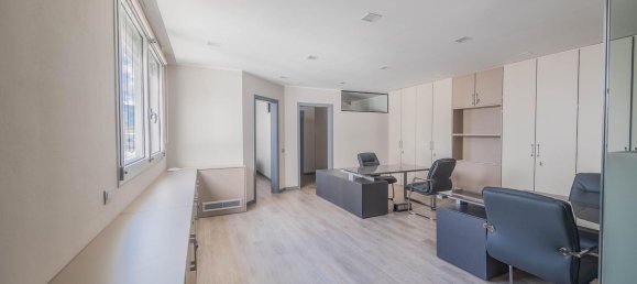 130m² Office in Trentino-Alto Adige, Italy No. 282446 7