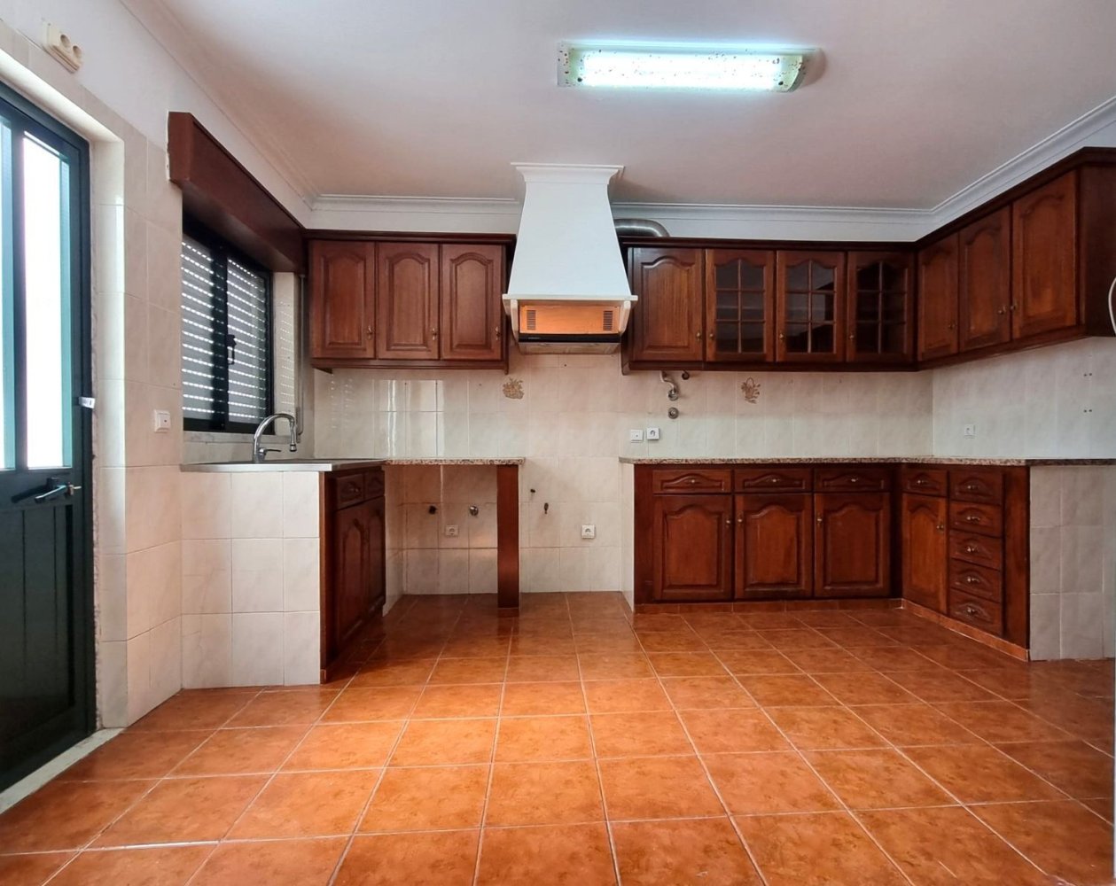 4 bedrooms House in Samora Correia, Portugal No. 329570