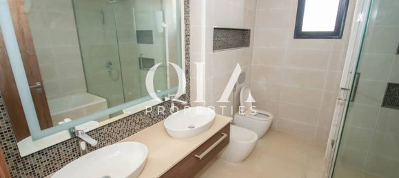 5 bedrooms Villa in Yas Island, UAE No. 17509 10