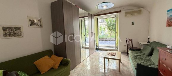 1 Schlafzimmer Wohnung in Naples, Italy, Nr. 350706 3