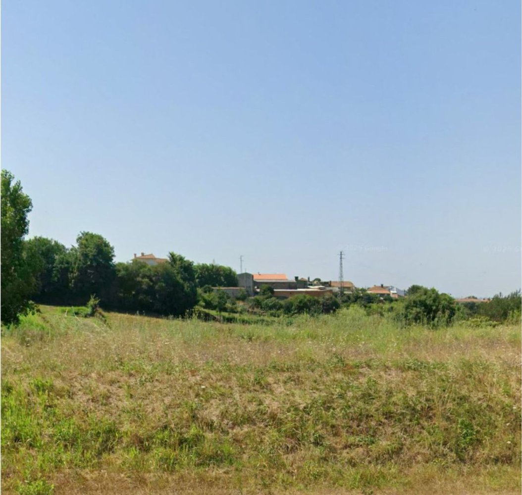  Land in Angeja, Portugal No. 285064