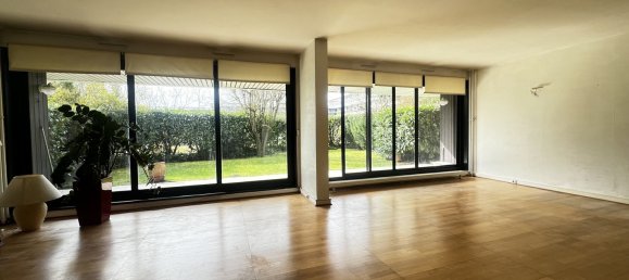 2 bedrooms Apartment in Yvelines, France No. 151771 5