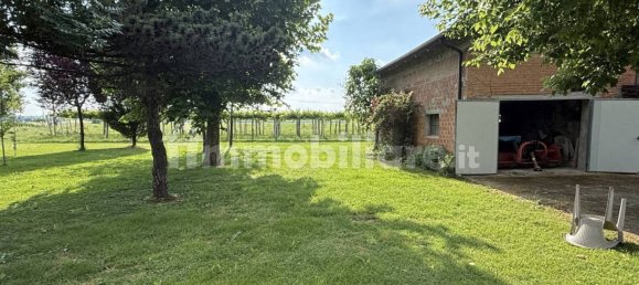 88599m² Land in Reggio Emilia, Italy No. 274702 12