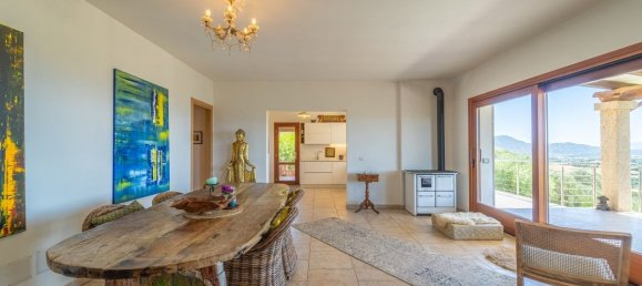 Villa de 4 dormitorios en Olbia, Italy No. 106121 20