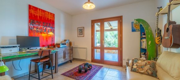 Villa de 4 dormitorios en Olbia, Italy No. 106121 26