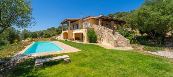 Villa de 4 dormitorios en Olbia, Italy No. 106121 5