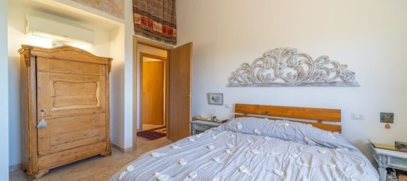 Villa de 4 dormitorios en Olbia, Italy No. 106121 23