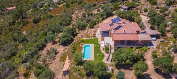 Villa de 4 dormitorios en Olbia, Italy No. 106121 4