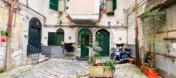 3-Zimmer Wohnung in Naples, Italy, Nr. 33050 20