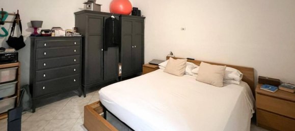 3-Zimmer Wohnung in Naples, Italy, Nr. 33050 11