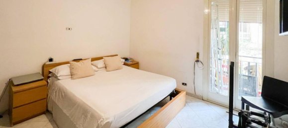 3-Zimmer Wohnung in Naples, Italy, Nr. 33050 8