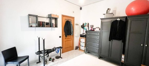 3-Zimmer Wohnung in Naples, Italy, Nr. 33050 9