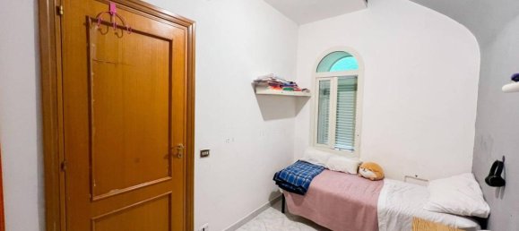 3-Zimmer Wohnung in Naples, Italy, Nr. 33050 15