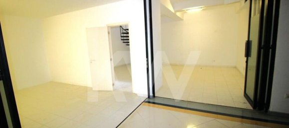 Propiedad comercial en Funchal, Portugal 77 m² No. 84242 16