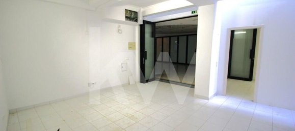 Propiedad comercial en Funchal, Portugal 77 m² No. 84242 27