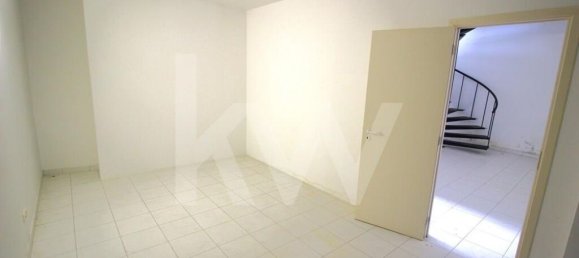 Propiedad comercial en Funchal, Portugal 77 m² No. 84242 15