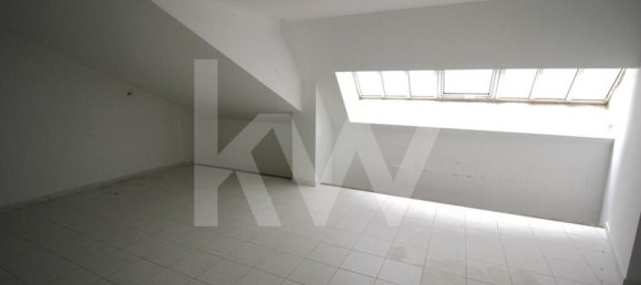 Propiedad comercial en Funchal, Portugal 77 m² No. 84242 23