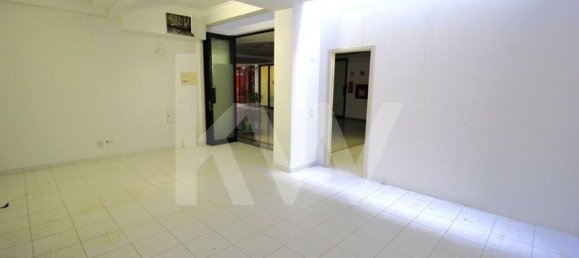 Propiedad comercial en Funchal, Portugal 77 m² No. 84242 26