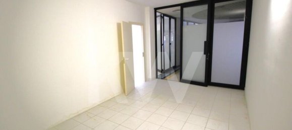 Propiedad comercial en Funchal, Portugal 77 m² No. 84242 14