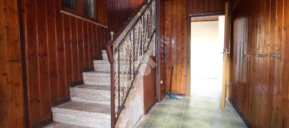 8 rooms Villa in Luzzara, Italy No. 22798 3