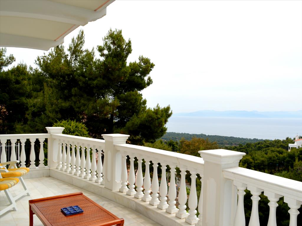 Villa de 8 dormitorios en Marathon, Greece No. 6248