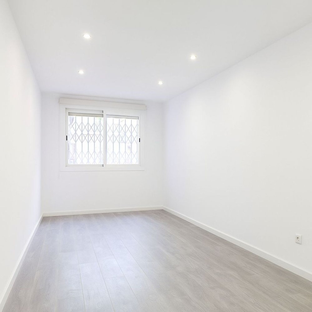 1 bedroom Apartment in Eixample, Spain No. 206011