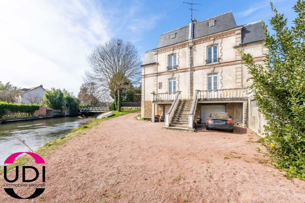 Casa T6 em Corbeil-Essonnes, France N.º 180255