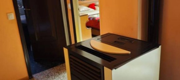 3 rooms Apartment in Lonate Pozzolo, Italy No. 32746 11