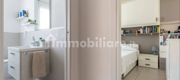 Apartamento de 3 dormitorios en Rome, Italy No. 330909 9