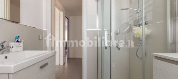 Apartamento de 3 dormitorios en Rome, Italy No. 330909 11