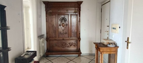 5 rooms Apartment in Rome, Italy No. 11171 23