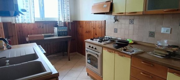 5 rooms Apartment in Rome, Italy No. 11171 18