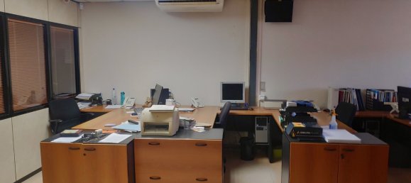 Склад 800м² в Л'Оспиталет-де-Льобрегат, Испания № 163825 4