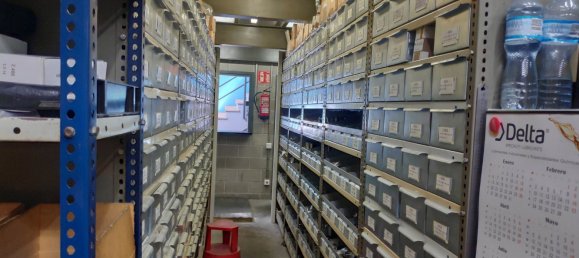 Склад 800м² в Л'Оспиталет-де-Льобрегат, Испания № 163825 16