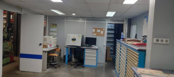 Склад 800м² в Л'Оспиталет-де-Льобрегат, Испания № 163825 21