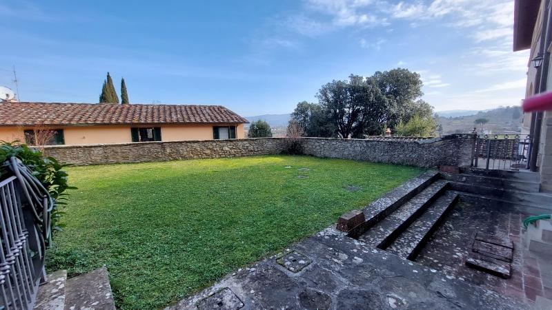 9-Zimmer Villa in Arezzo, Italy, Nr. 234477
